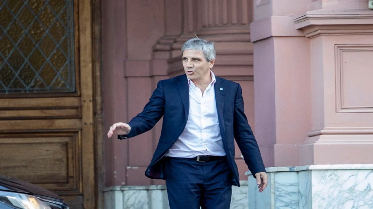La advertencia de un economista ante una nueva intervención del Tesoro sobre el dólar: “Quedan dos días de poder de fuego”