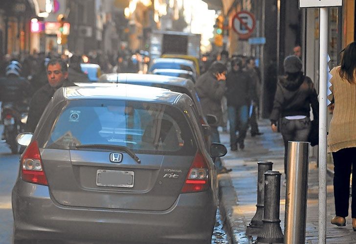 Los funcionarios del Gobierno ya no tendrán privilegios a la hora de estacionar