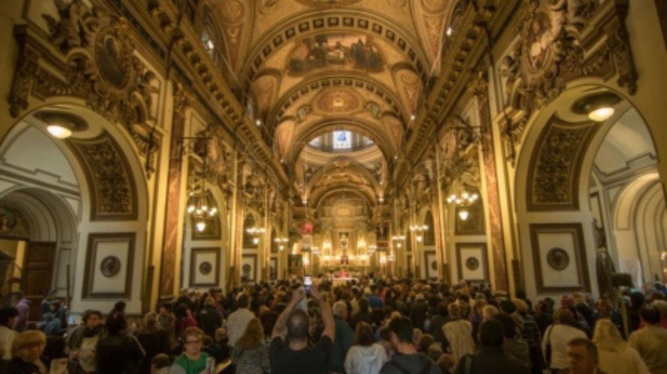 Cómo se desarrolla la fiesta de San Expedito