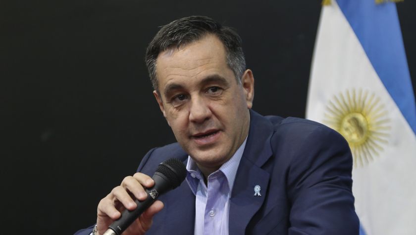 Finnochiaro: "Muchos queremos dar clases, lo de Ctera de vacunarse es una excusa"