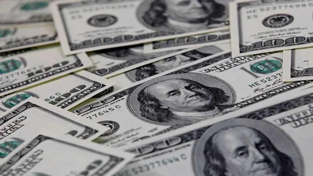 Cuentas en el exterior: se podrán blanquear las que hayan generado más de USD 10 de interés durante 2023