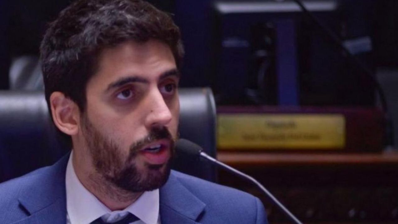 Fundador de LLA: “Milei le hace al PRO lo mismo que a Marra”