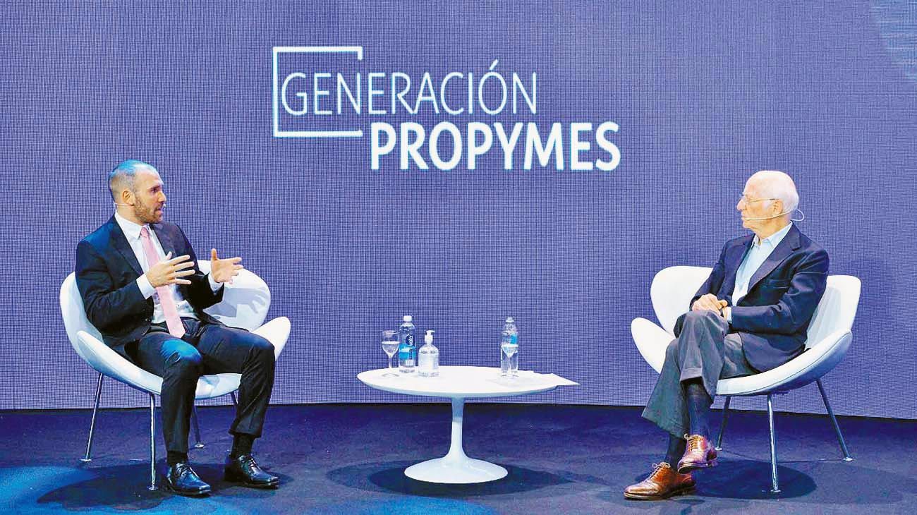 El círculo rojo empresarial presiona para que el Gobierno cambie su rumbo
