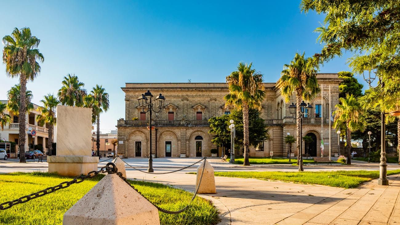 Cómo cobrar 30 mil dólares por mudarse a una encantadora ciudad de Italia