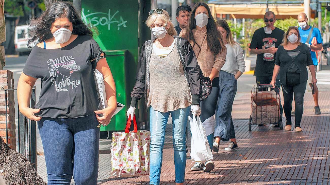 Segunda ola: el 52% acataría una cuarentena estricta