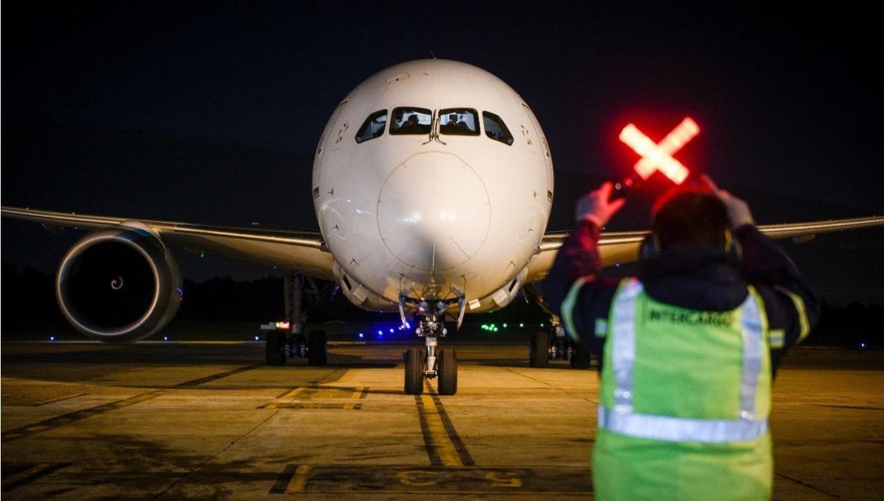 IATA advierte que el cupo de 600 ingresos dejará a "miles" de argentinos varados en el exterior