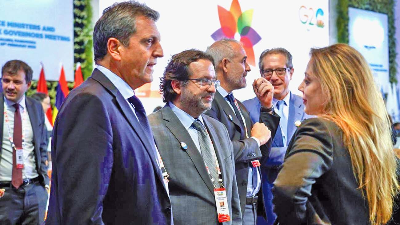 El vaivén del Indec sumó ruido al tema más sensible para el equipo económico