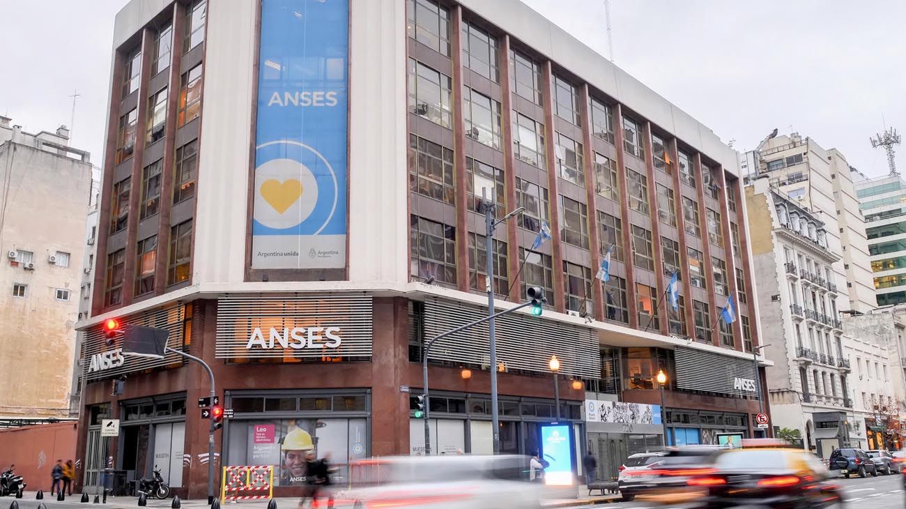 ANSES: quiénes cobran hoy viernes 9 de junio de 2023