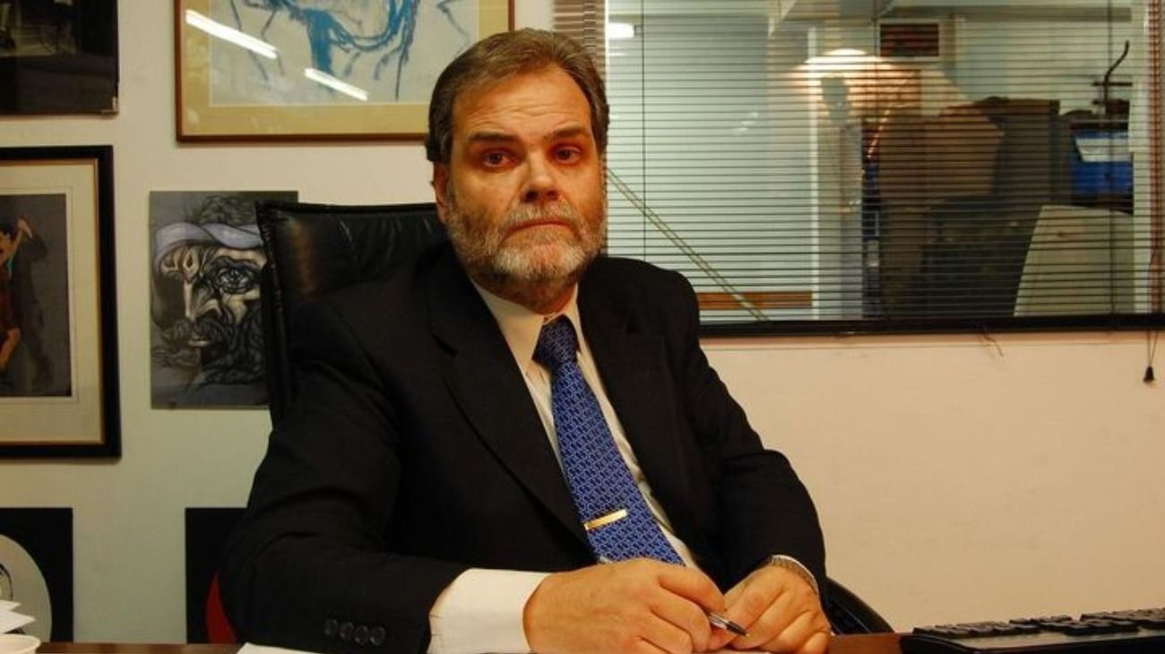 Eugenio Semino cuestionó el permiso para mayores de 70: "No es un débil mental"