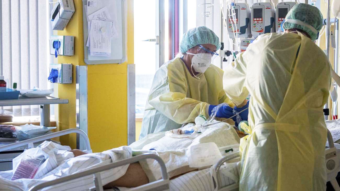La variante ómicron ya está en Europa y aísla al sur de África