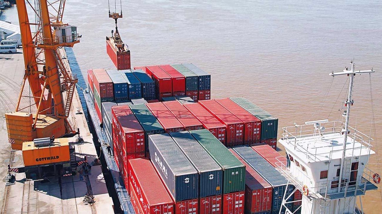 Dólar bajo presión: más demanda y controles a las exportaciones