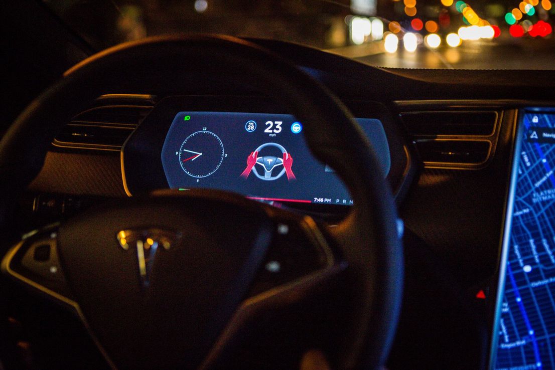 Tesla debe pagar US$243 millones por accidente mortal en 2019