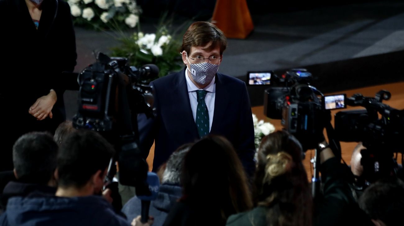 Covid-19 récord en España: el alcalde de Madrid dio positivo y hay 40 legisladores aislados