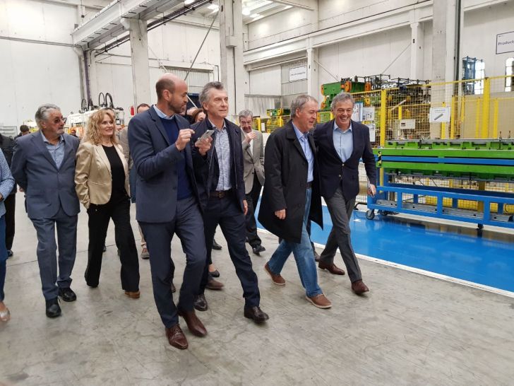 En plena crisis, Macri vino a cazar buenas noticias entre automotrices