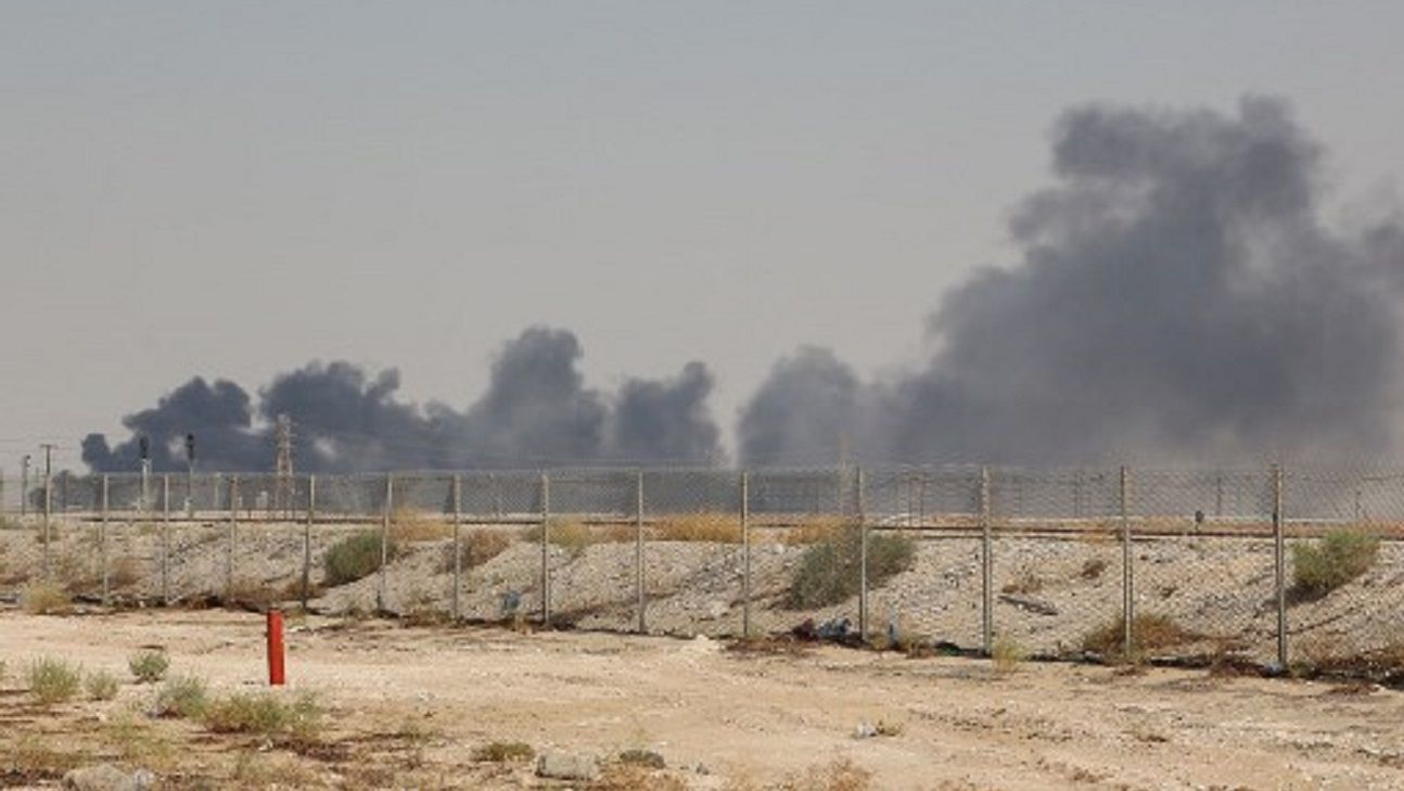 Estados Unidos acusa a Irán de atacar con drones refinerías sauditas