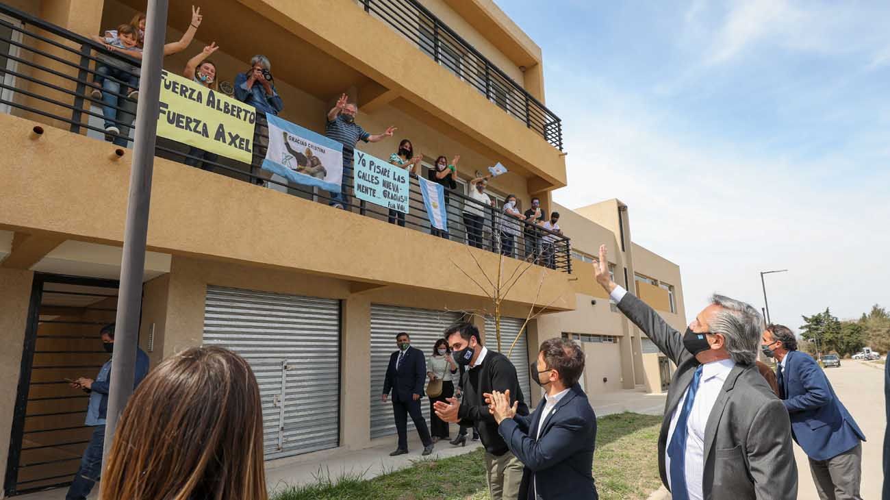 El Gobierno reactiva 12 mil viviendas de Cristina que el macrismo había paralizado