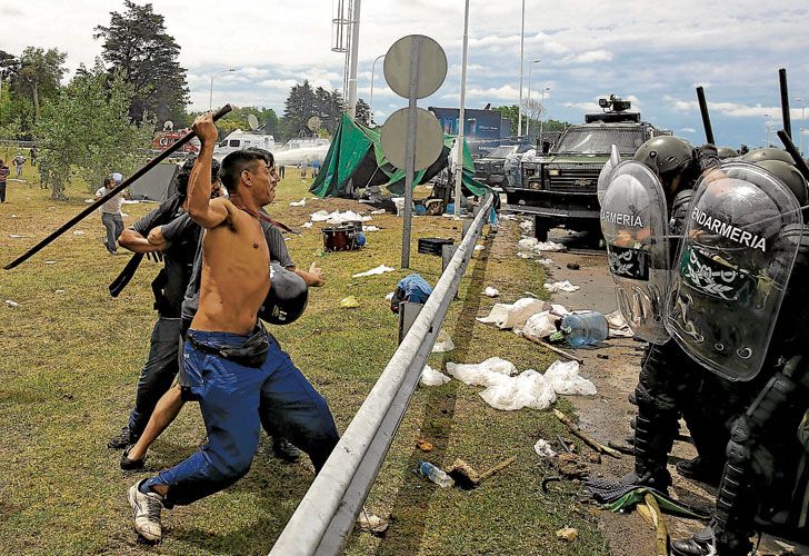 El protocolo antipiquetes incluirá una garantía de difusión de las protestas