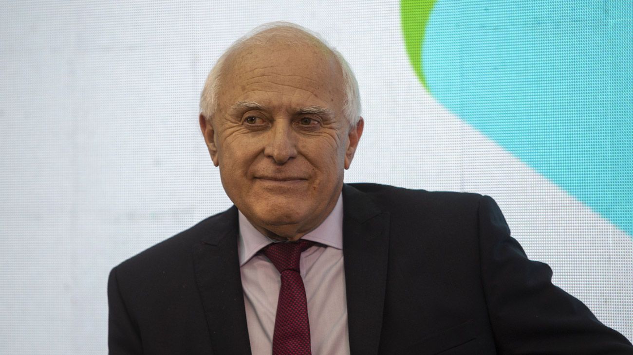 Miguel Lifschitz fue internado en terapia intensiva por su cuadro de Covid-19