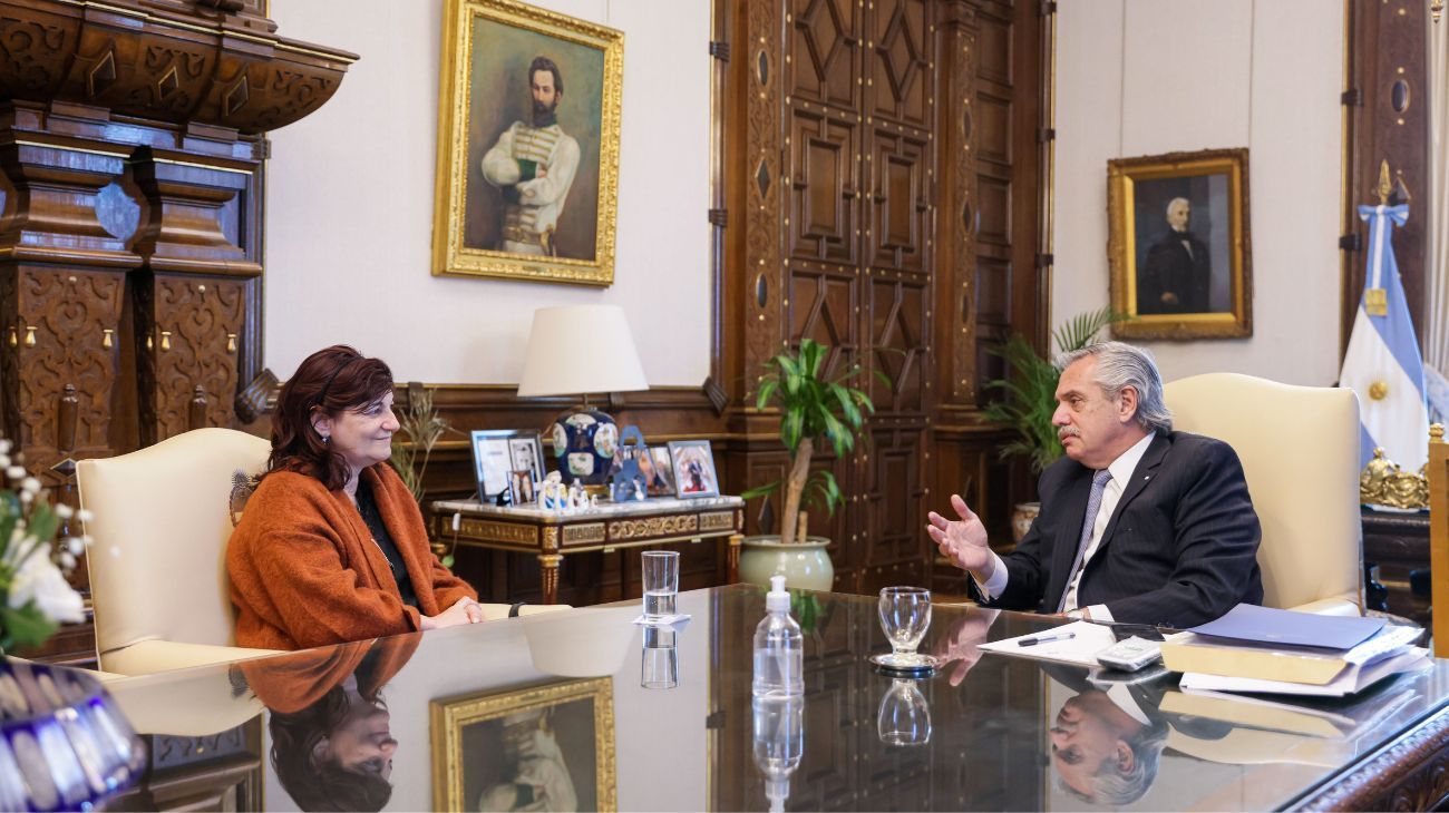 Kelly Olmos se reunió con los líderes de la CGT y logró un acercamiento