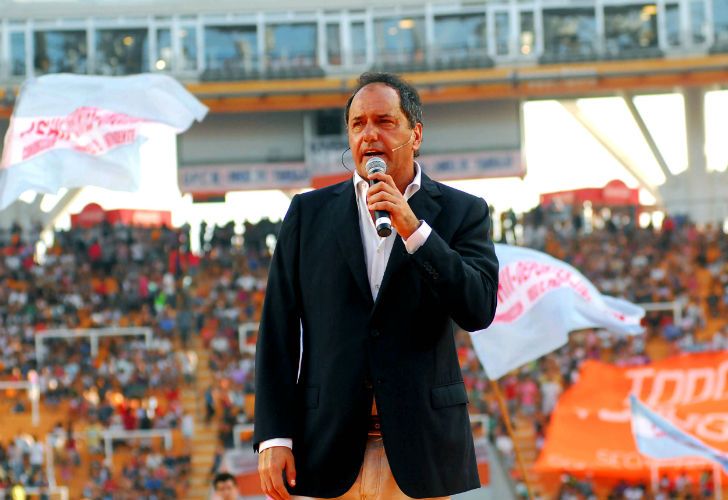 Vida pública y privada de Scioli