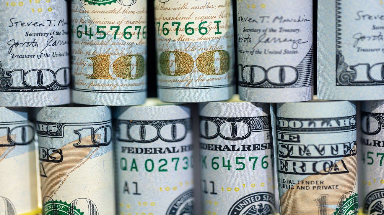 El dólar blue cerró en alza este lunes 16 de marzo y el Banco Central volvió a comprar dólares