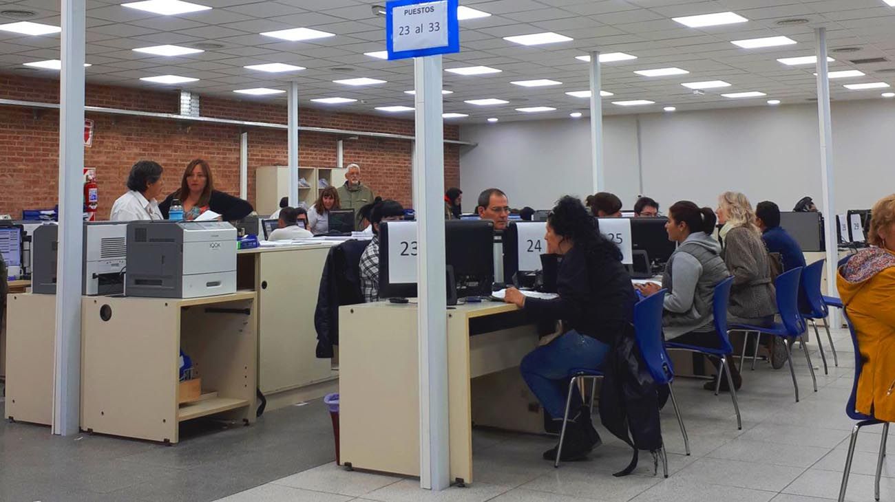 Independientes, privados y estatales: cómo afecta la crisis a cada sector