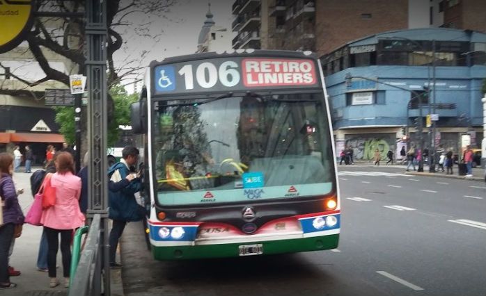 Feriado del 25 de mayo: hubo reunión con el Gobierno pero los gremios mantienen el paro