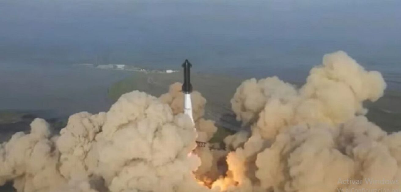 SpaceX lanza los primeros satélites de servicio celular con T-Mobile