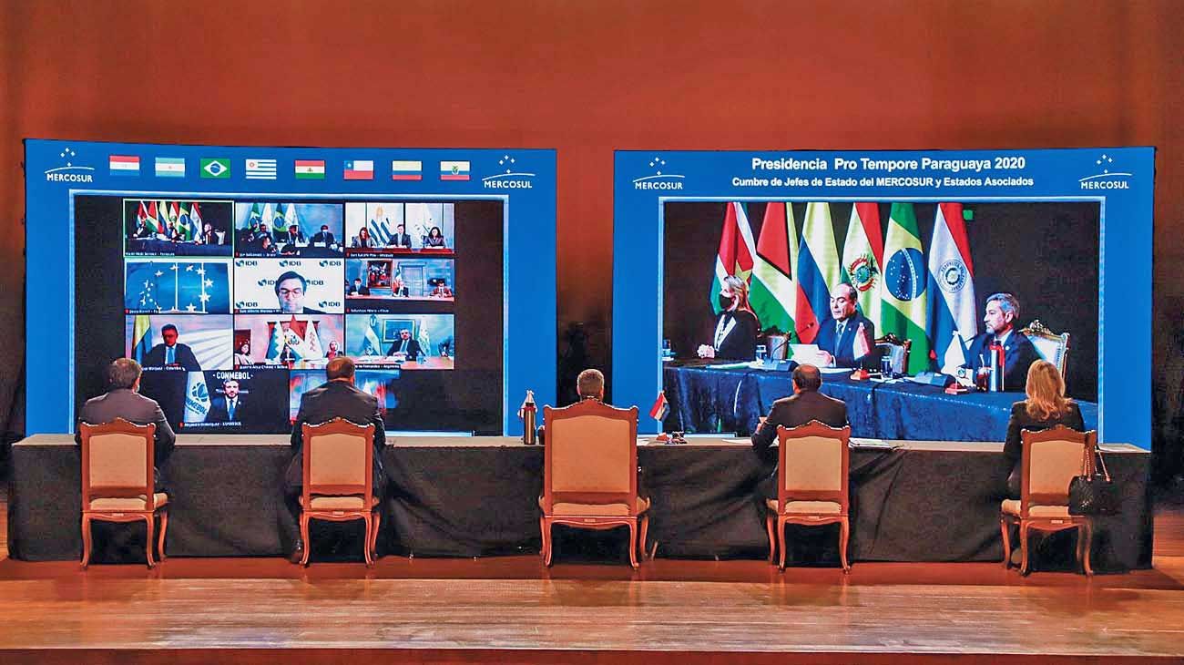 El Mercosur cumple treinta años sin hallar la salida de su laberinto