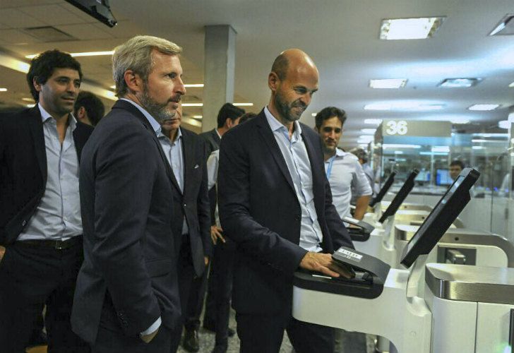 Cómo funciona el nuevo sistema biométrico para hacer Migraciones en Ezeiza
