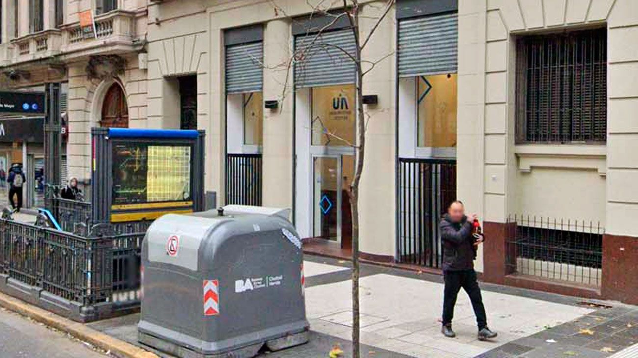 Caputo, a la UIA por la deuda comercial