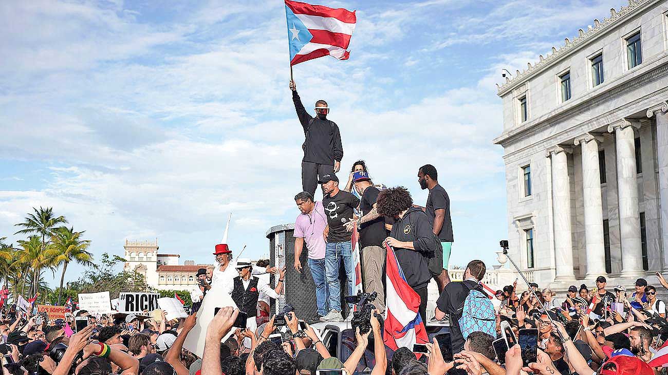 Ricky Martin pide la renuncia del gobernador de Puerto Rico