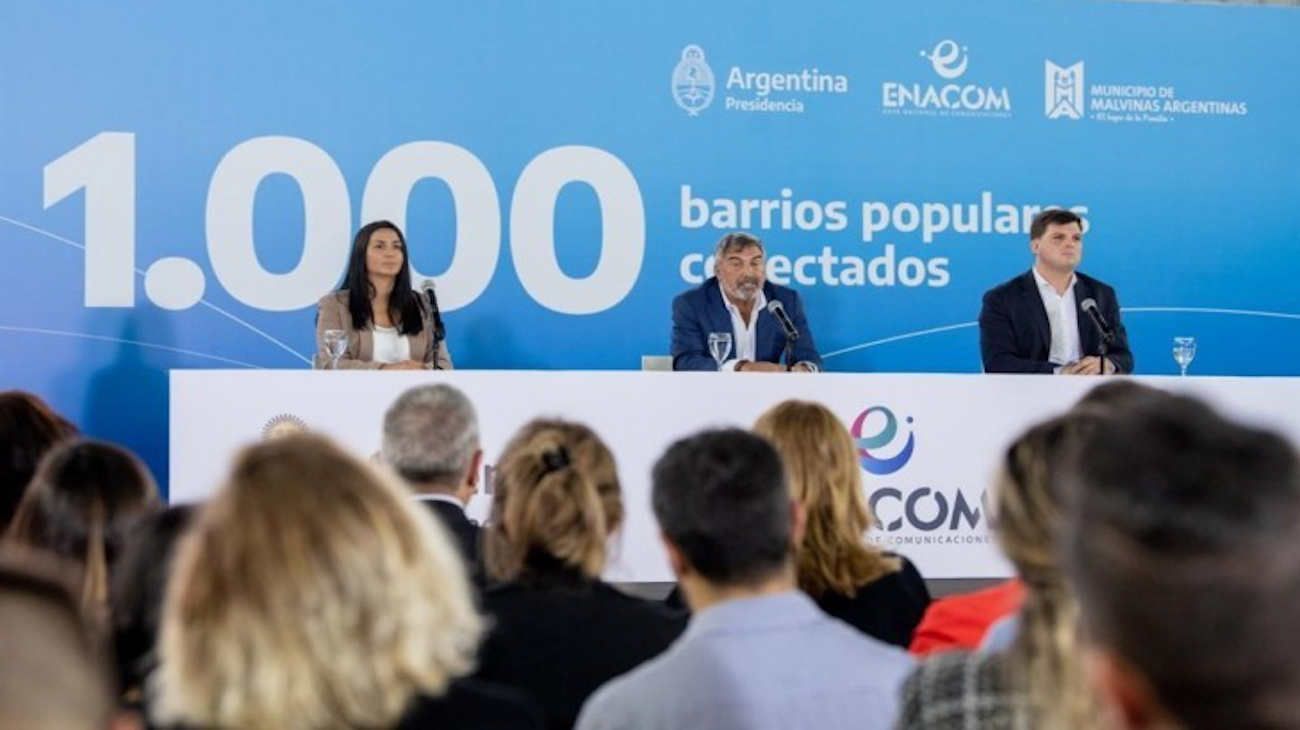 El ENACOM celebró el alcance del programa "1.000 barrios populares conectados"