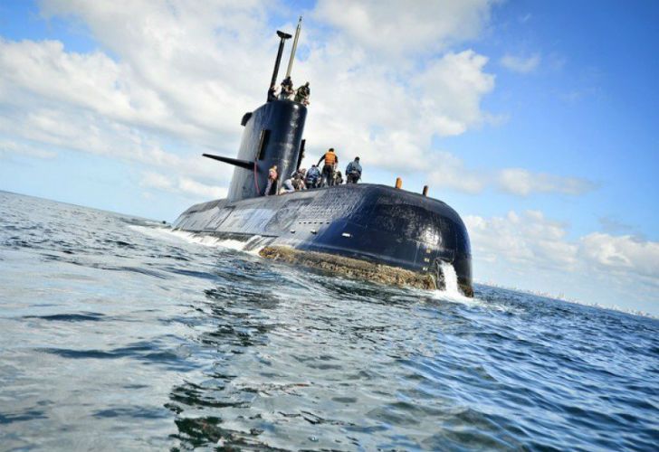 Chile, EEUU y el Reino Unido ofrecieron ayuda para buscar el submarino