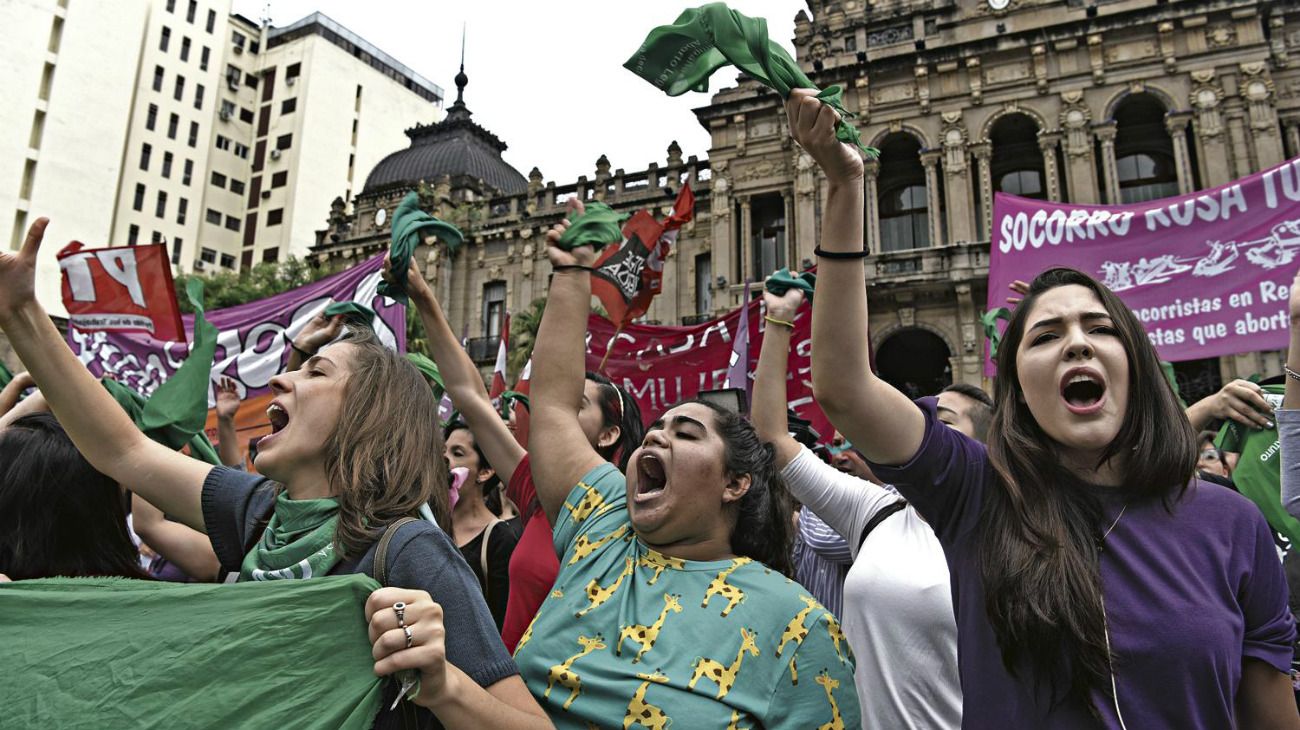 La soledad del cirujano que practicó la cesárea a la nena: "Declararon objeción de conciencia y se fueron"