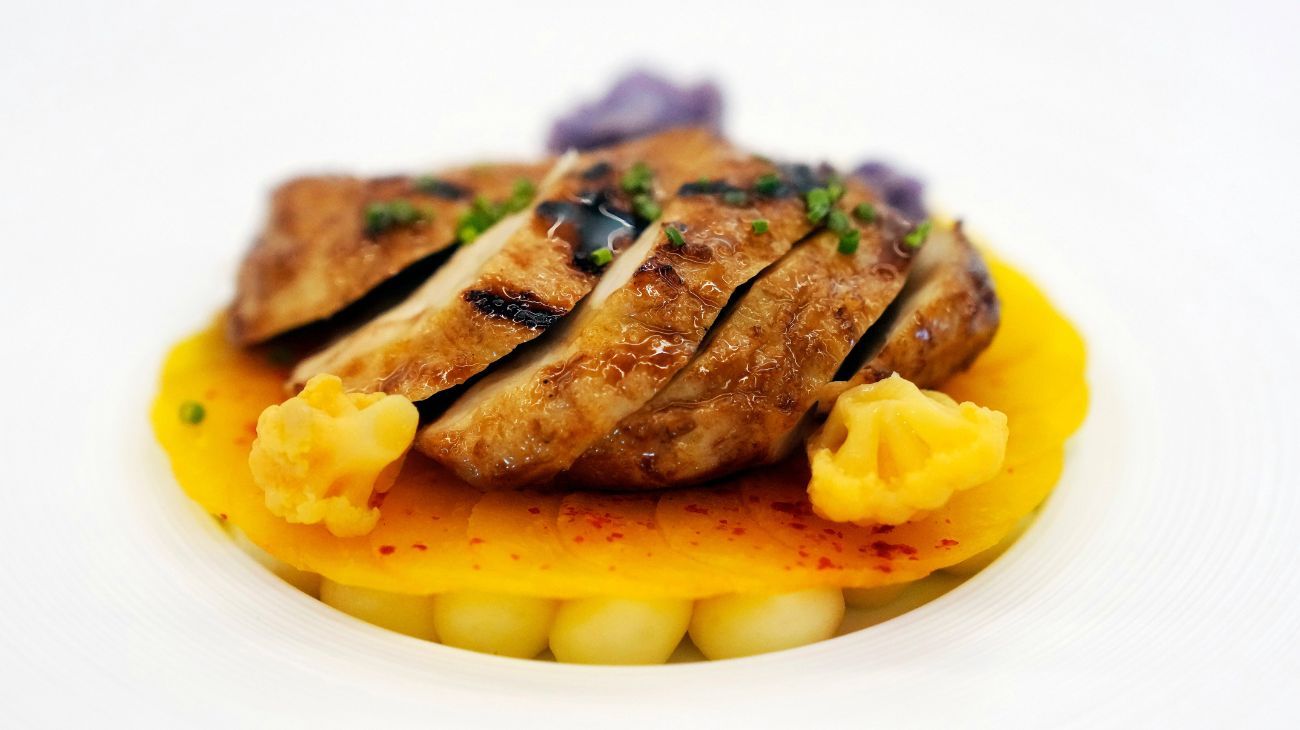 Estados Unidos aprueba la venta de carne de pollo cultivada
