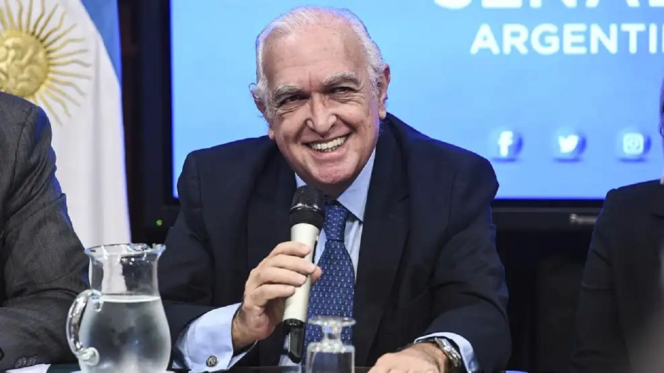 Ricardo Gil Lavedra: “Es inaceptable que la Corte Suprema quede integrada exclusivamente por varones”