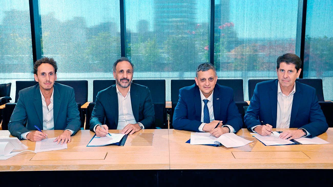 YPF se asoció con PAE para la exportación de GNL