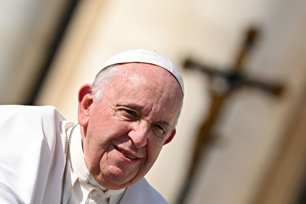 El papa Francisco: "La pobreza no se combate con asistencialismo"