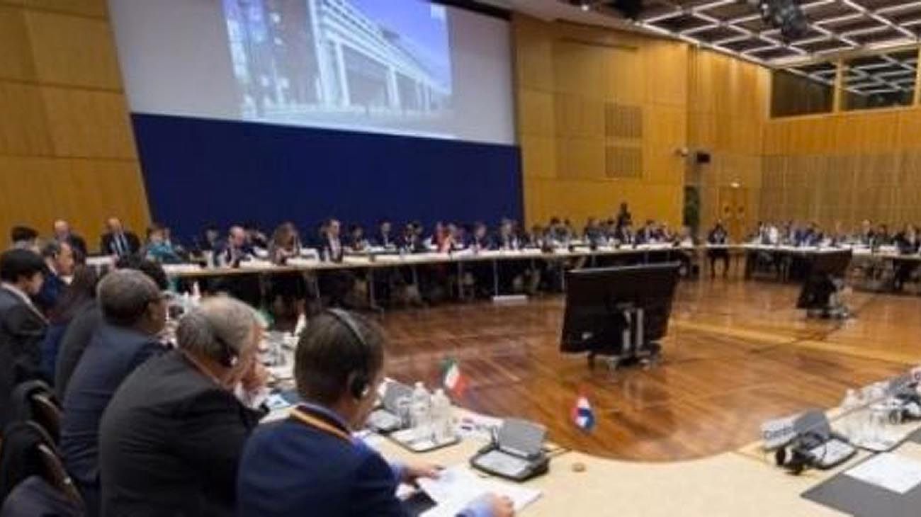 El Club de París permitirá a Ucrania suspender pagos de deuda hasta fines de 2023