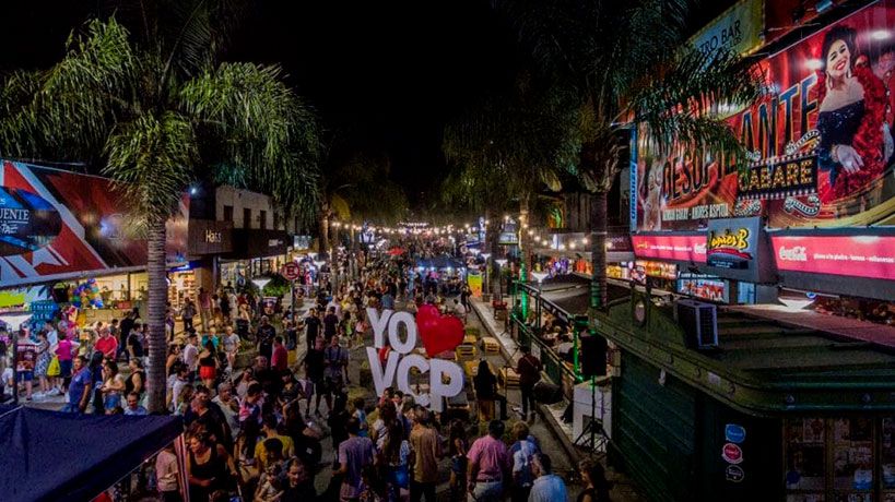 Verano 2025: Cómo está impactando el "efecto caipirinha" al turismo en Carlos Paz