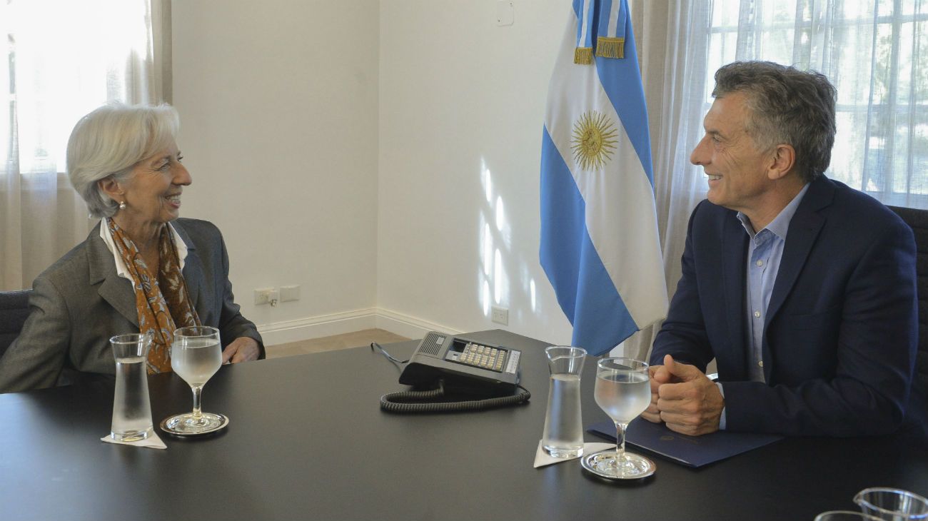 Macri avaló ante el FMI que podría no bajar más retenciones