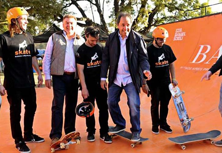 Scioli y Randazzo encabezan la interna oficialista