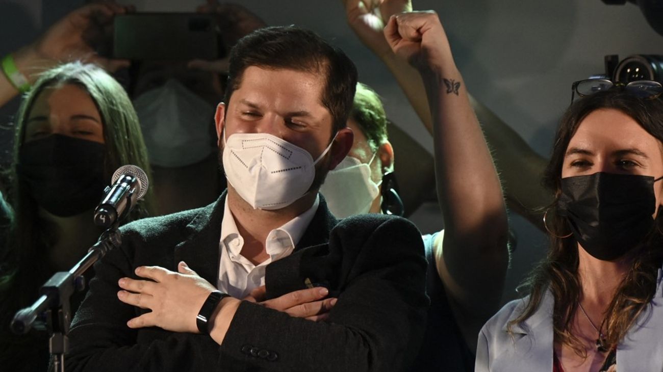 Elecciones en Chile: Gabriel Boric apuesta a ganar el balotaje con "esperanza" y no con "guerra"