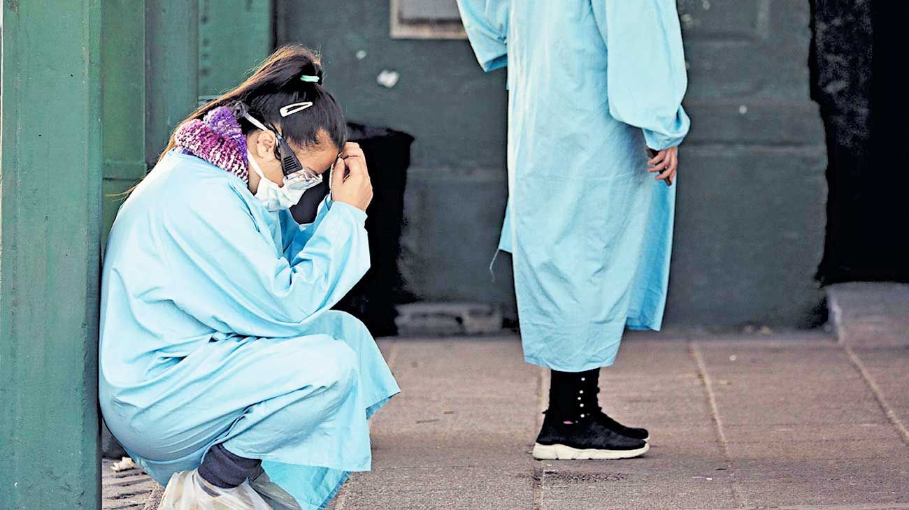 El personal de salud, entre el síndrome de burnout, la angustia y el estigma social