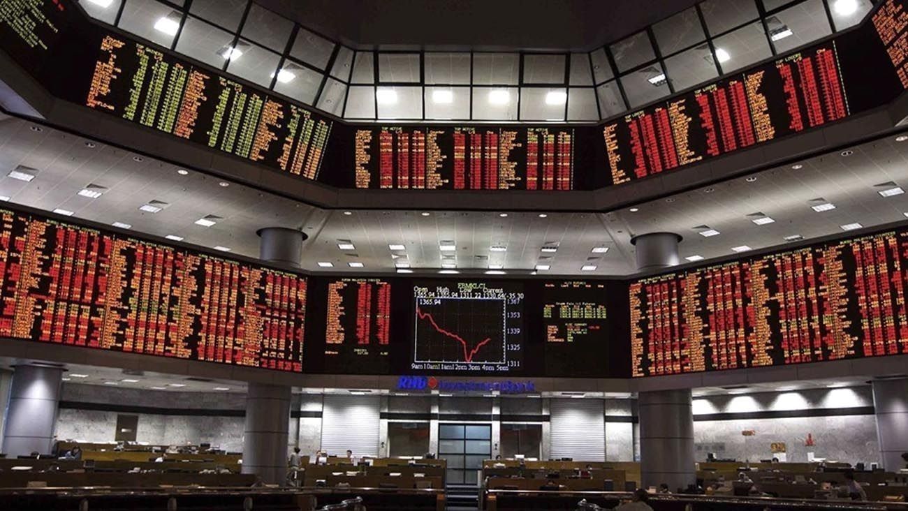 Las acciones chinas alcanzan máximos en el mes impulsadas por datos y optimismo