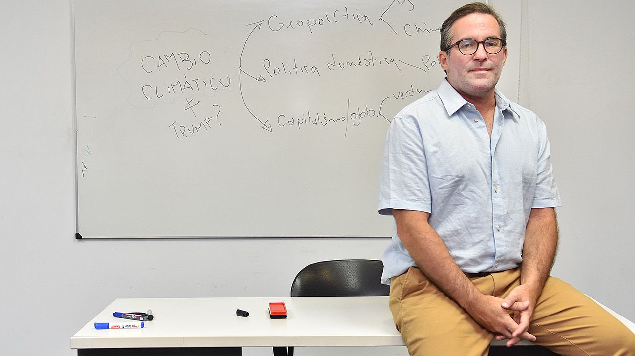 Federico Merke: “La política exterior de Milei se impulsa en la batalla cultural y eso es negativo”