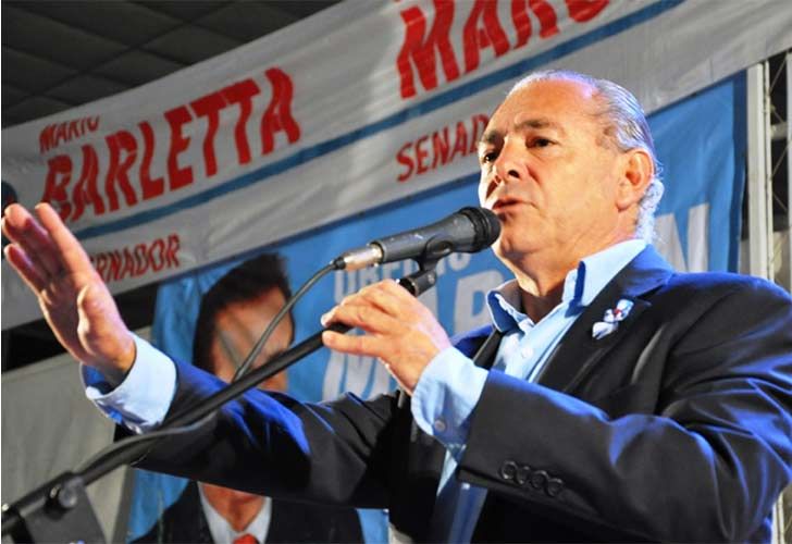En pleno discurso de CFK, Barletta tuiteó: "Cállate, cállate, que me desesperas"