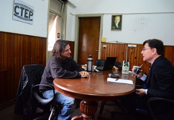 Juan Grabois: “Mauricio es dialoguista; Macri, represor”