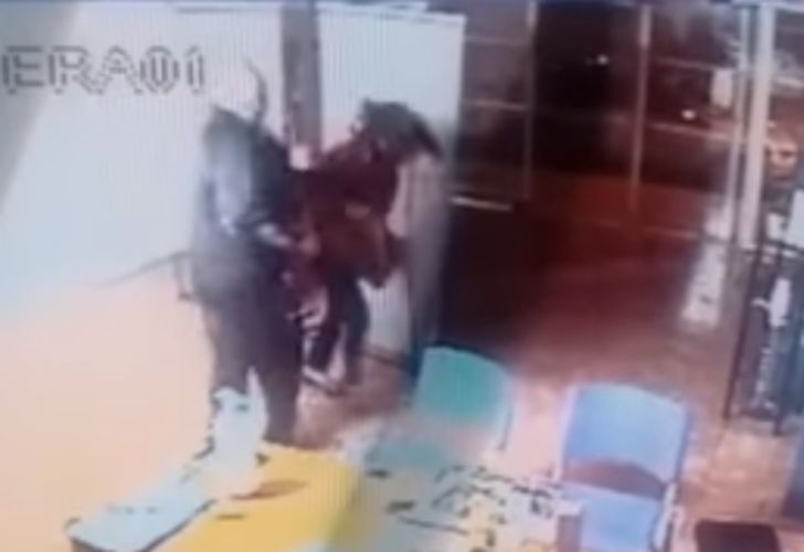 Video | Un funcionario de ANSES golpeó a una empleada